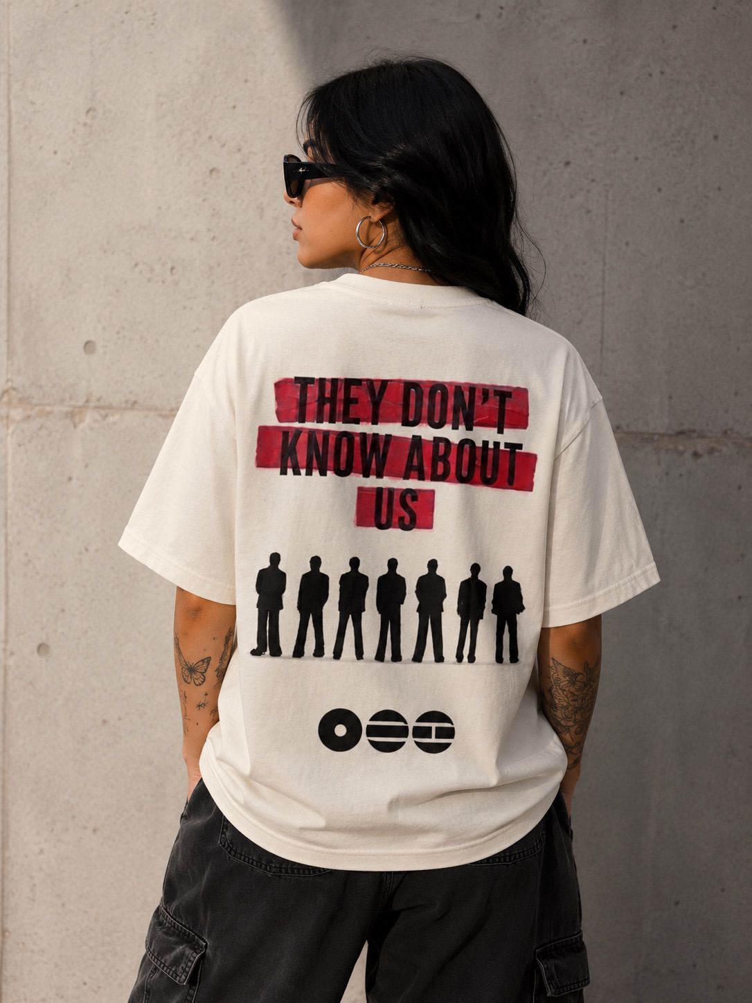 Camiseta They Don't Know About Us